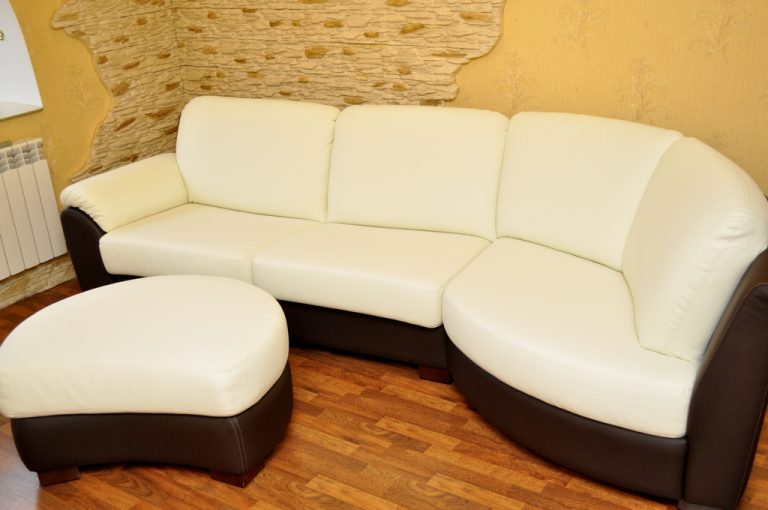 Перетяжка кожаной мебели